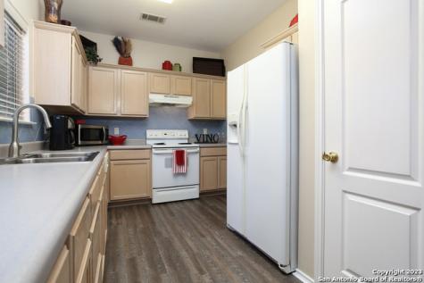 6010 Wood Bayoo San Antonio TX 78249