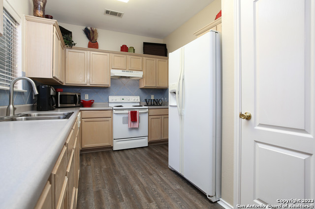 6010 Wood Bayoo San Antonio TX 78249