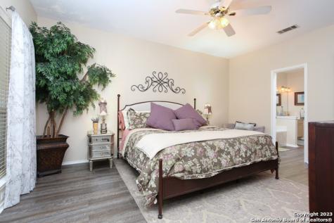 6010 Wood Bayoo San Antonio TX 78249