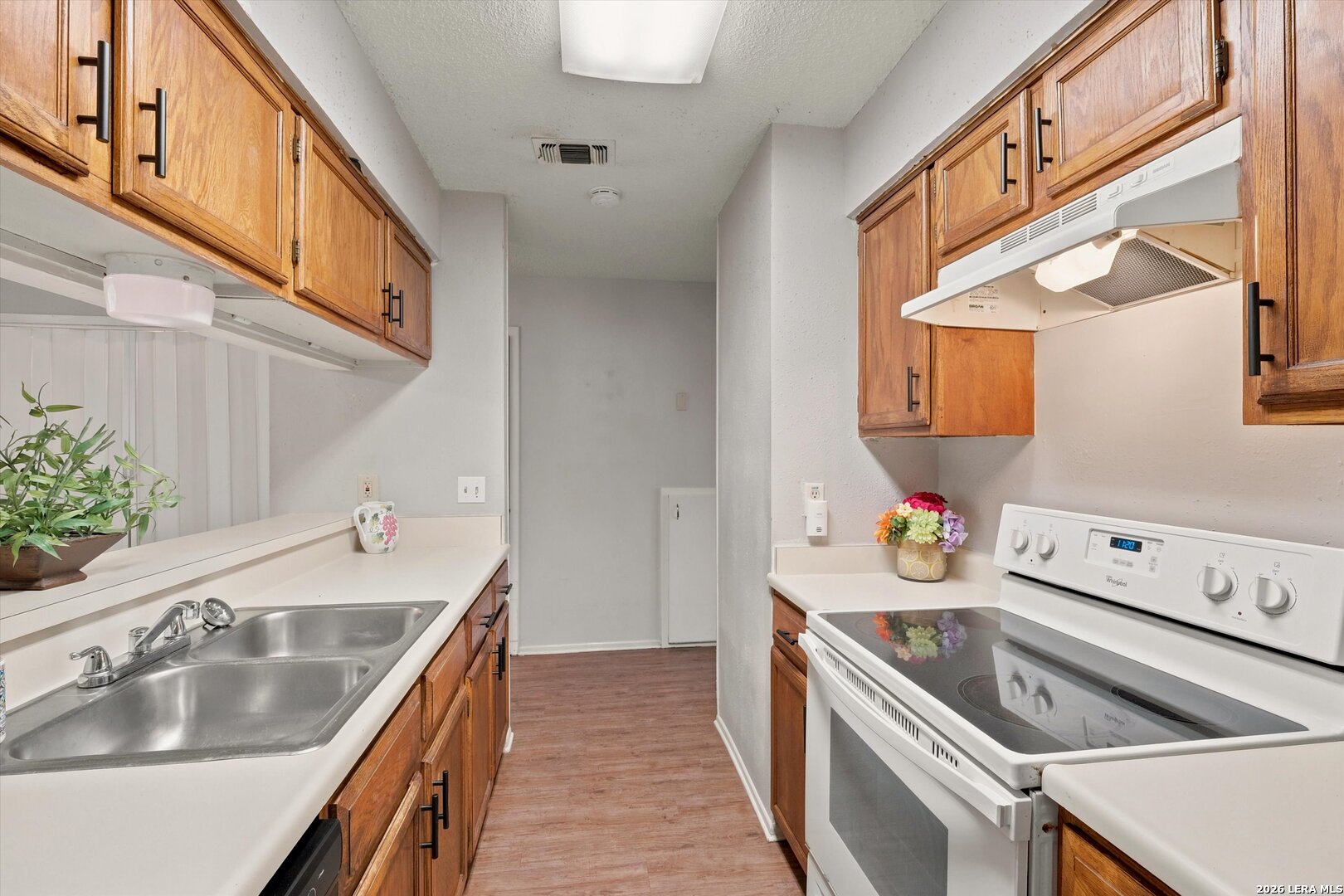 11136 El Sendero San Antonio TX 78233