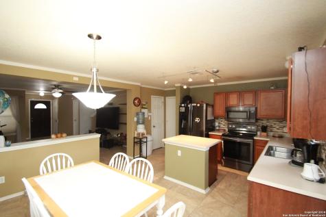302 Agency Oaks San Antonio TX 78249