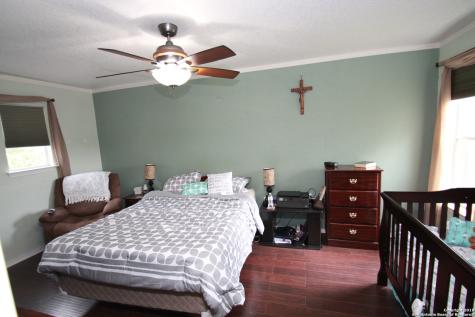 302 Agency Oaks San Antonio TX 78249