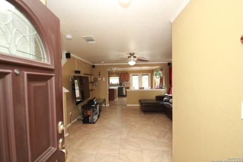 302 Agency Oaks San Antonio TX 78249