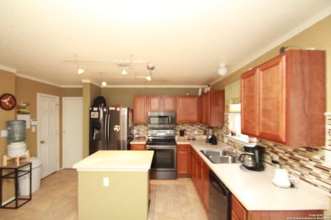 302 Agency Oaks San Antonio TX 78249