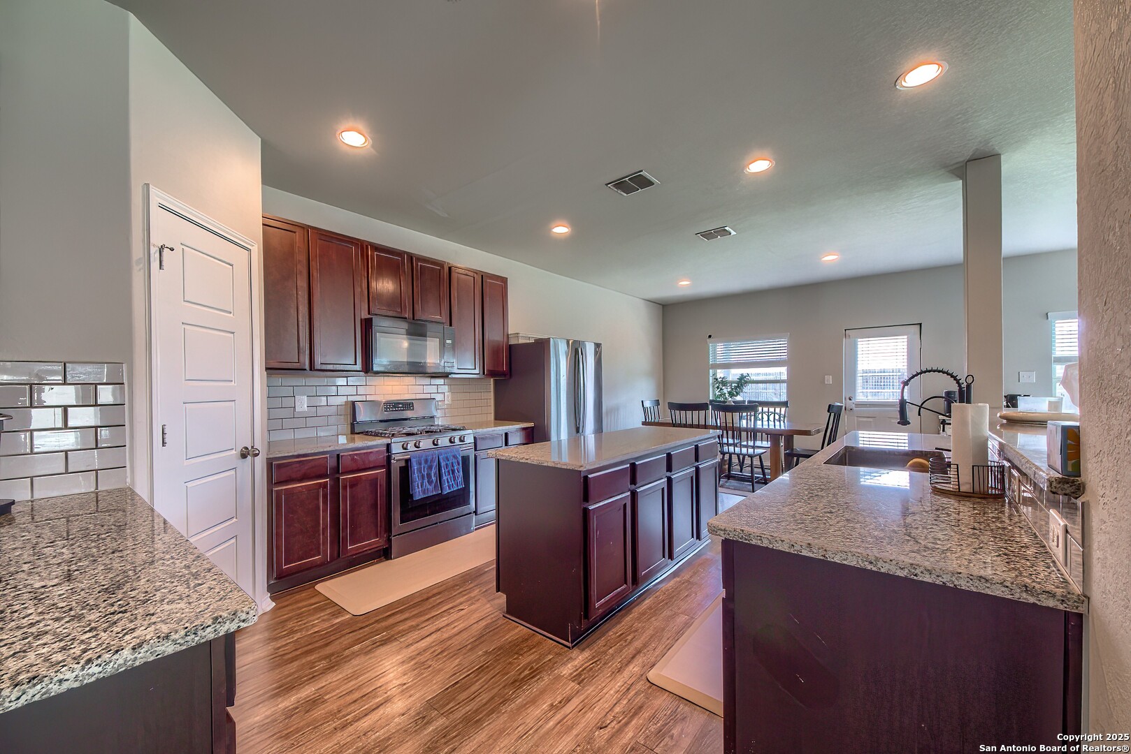 7421 Summer Blossom Court Converse TX 78109