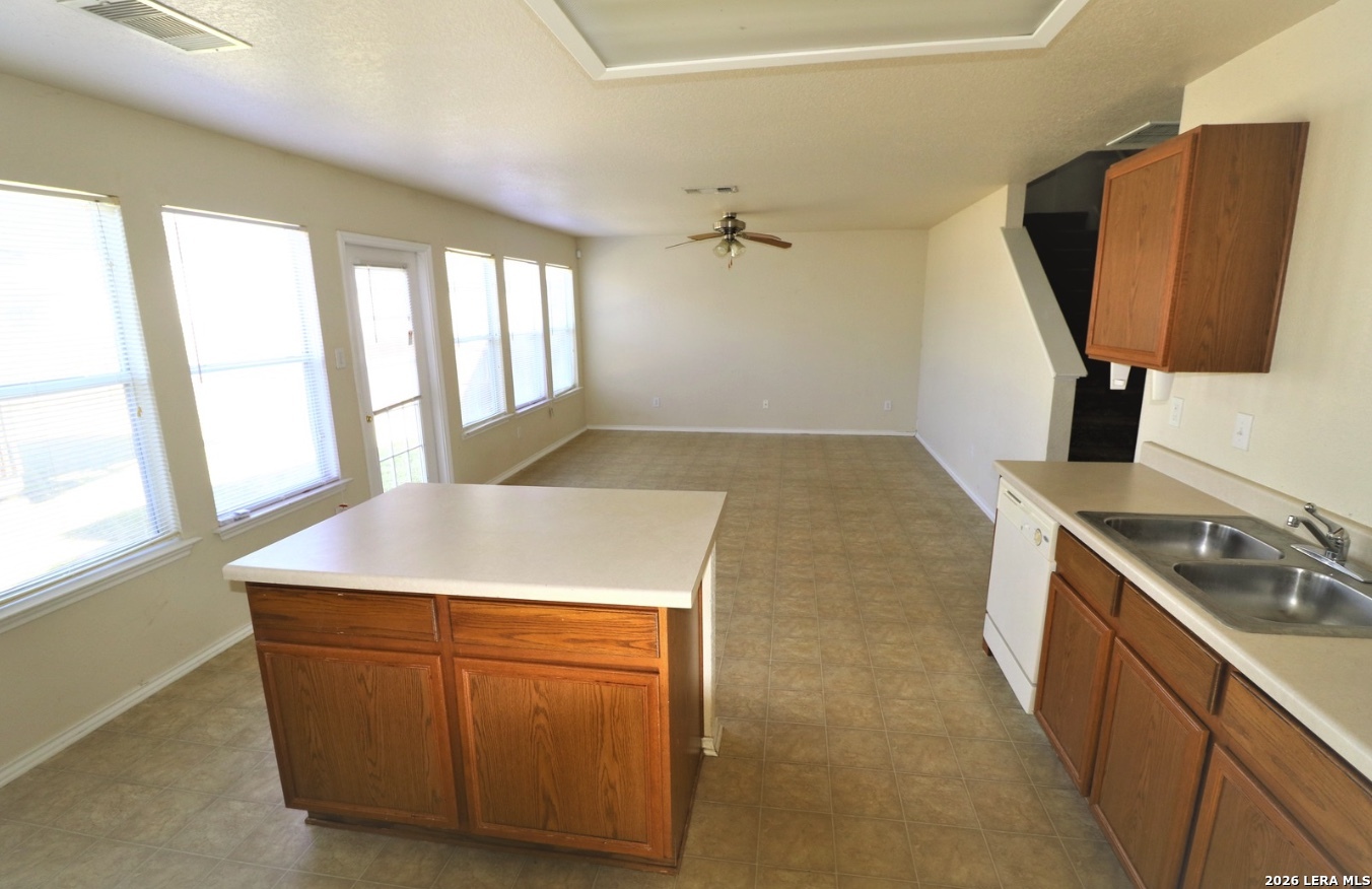 4915 Arizona Bay San Antonio TX 78244