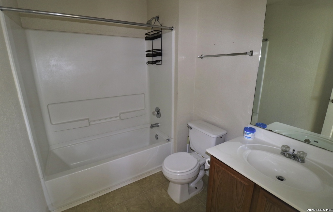 4915 Arizona Bay San Antonio TX 78244
