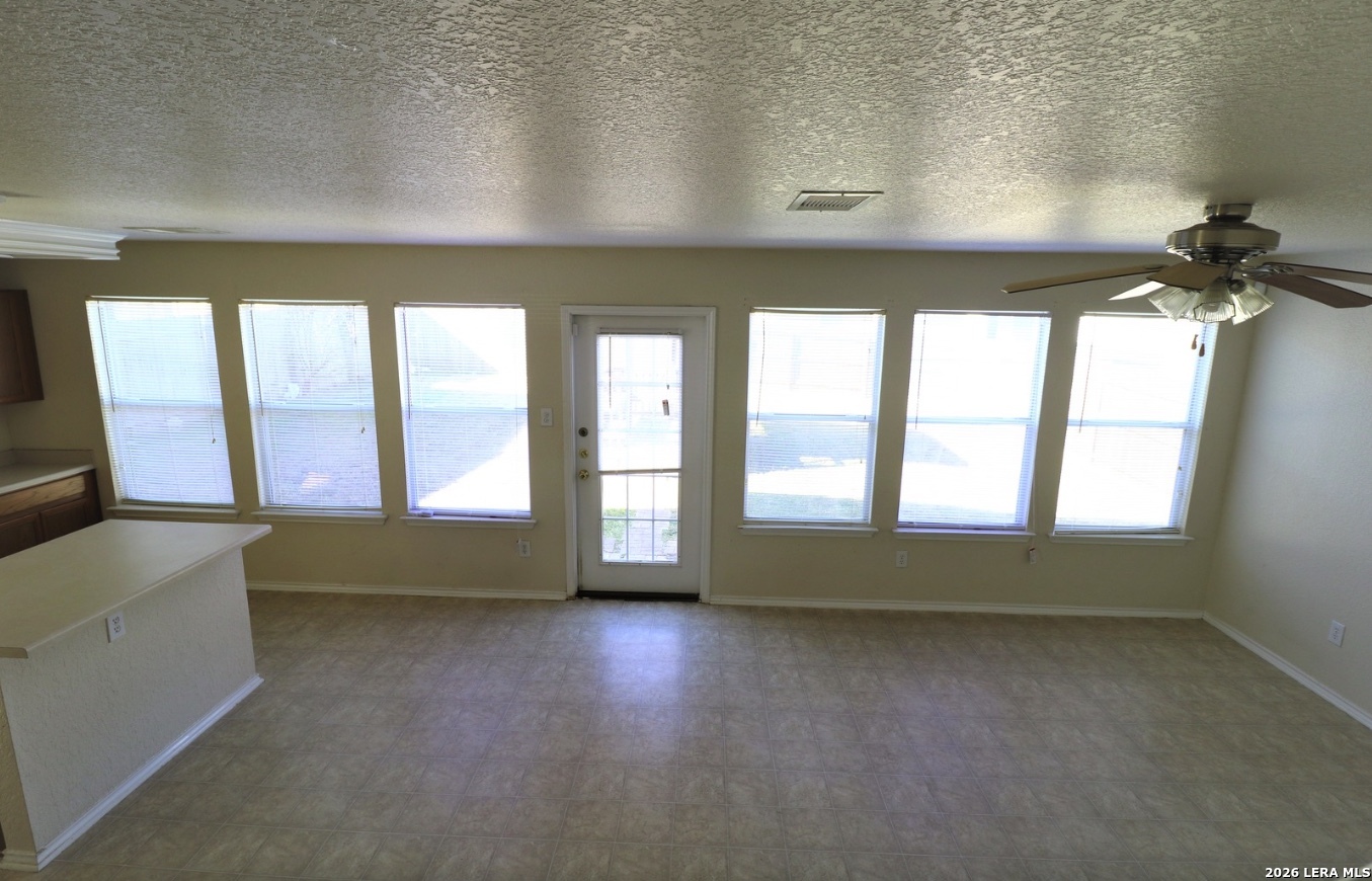 4915 Arizona Bay San Antonio TX 78244