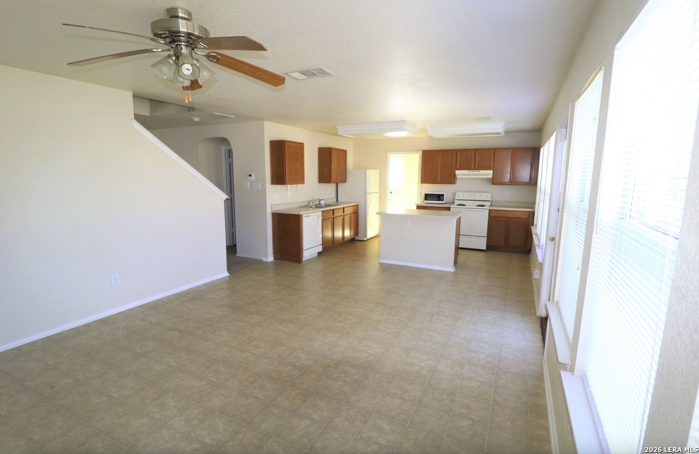 4915 Arizona Bay San Antonio TX 78244