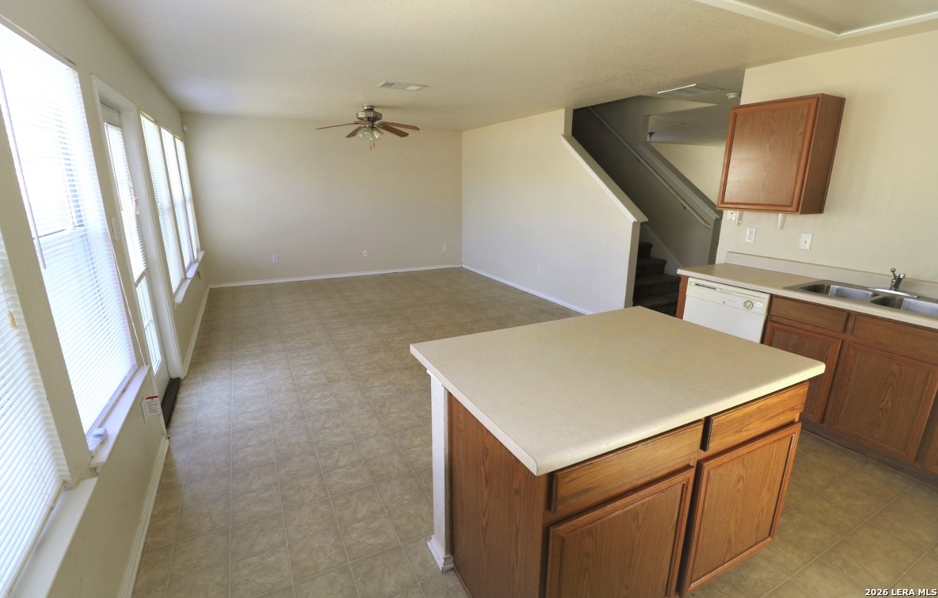 4915 Arizona Bay San Antonio TX 78244