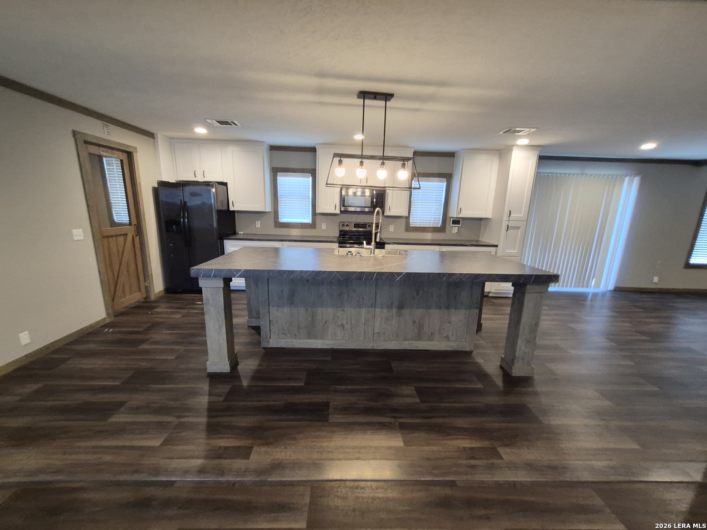 7151 Woodlake Parkway San Antonio TX 78218