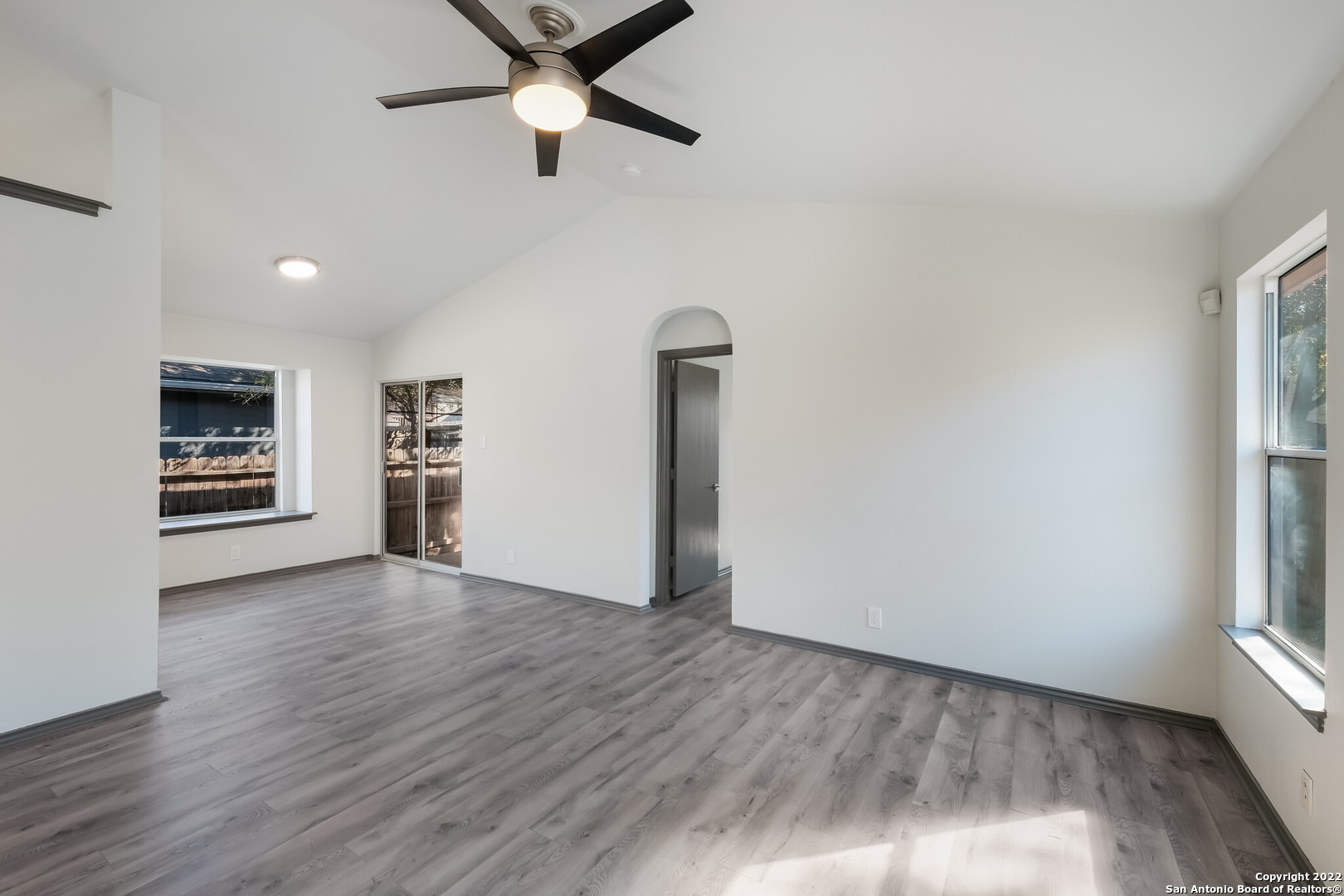 9014 Gill Bridge San Antonio TX 78254
