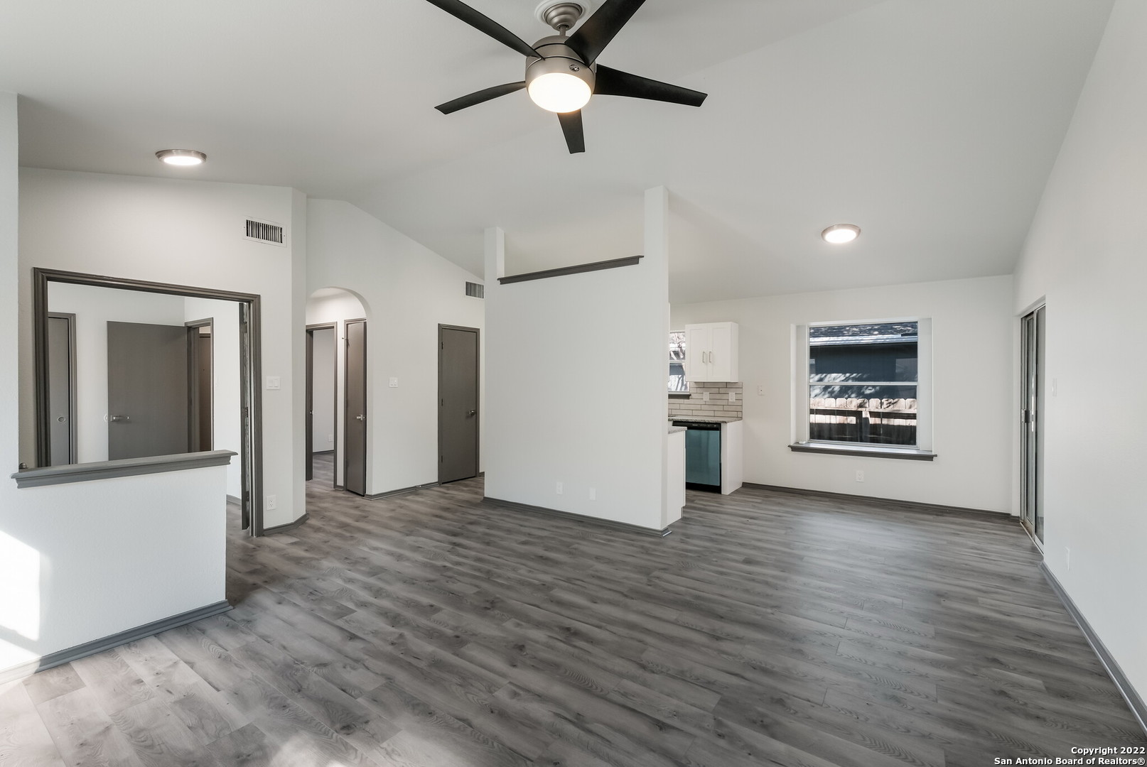 9014 Gill Bridge San Antonio TX 78254