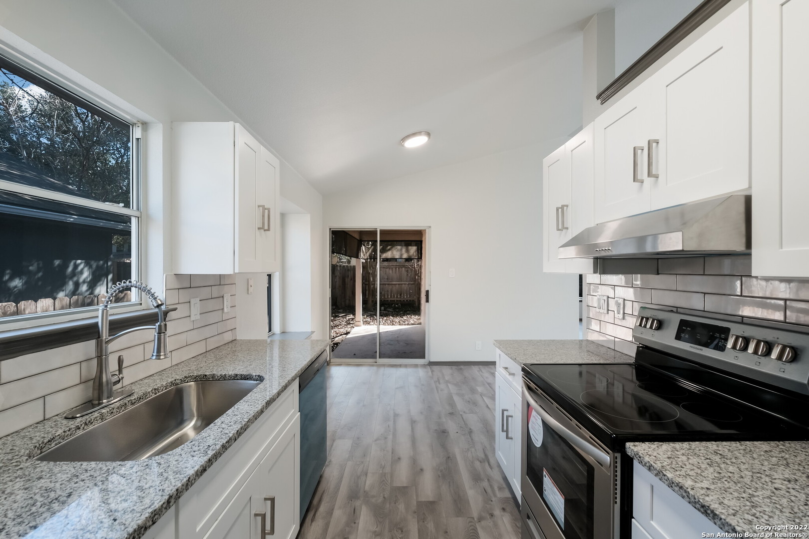 9014 Gill Bridge San Antonio TX 78254