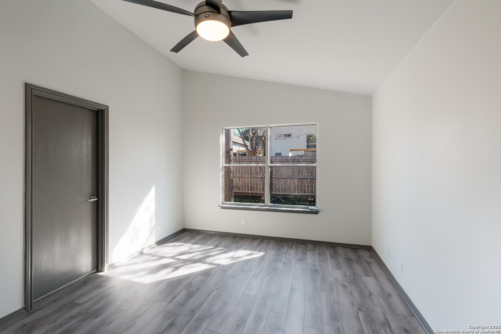 9014 Gill Bridge San Antonio TX 78254