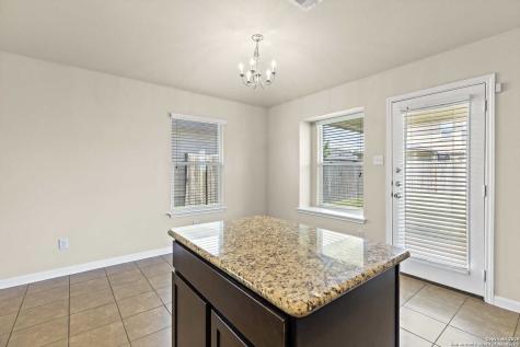 117 Linden Lane San Marcos TX 78666