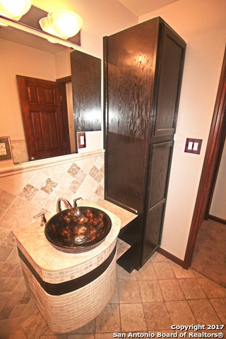 817 Zachry Drive San Antonio TX 78228