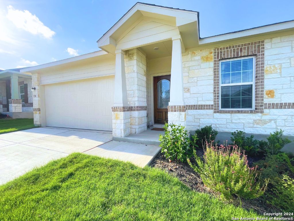 114 Fawn Trace San Antonio TX 78253