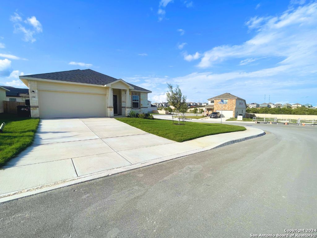 114 Fawn Trace San Antonio TX 78253