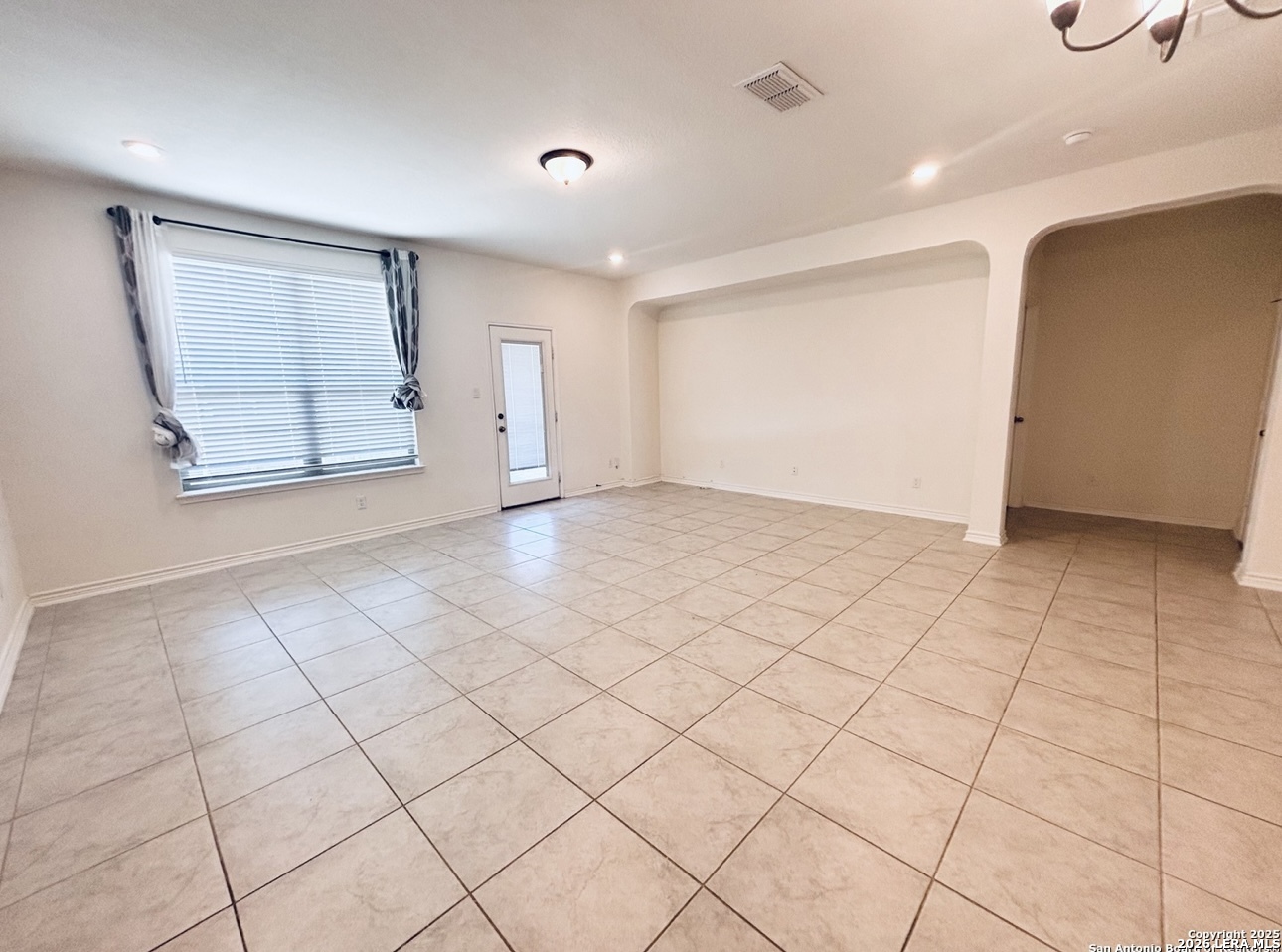 22407 Mandragora San Antonio TX 78261