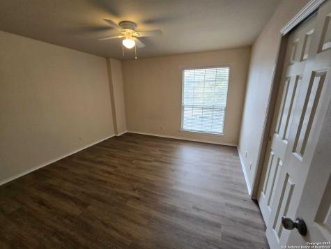 566 Rattler Bluff San Antonio TX 78251