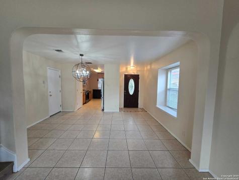 566 Rattler Bluff San Antonio TX 78251