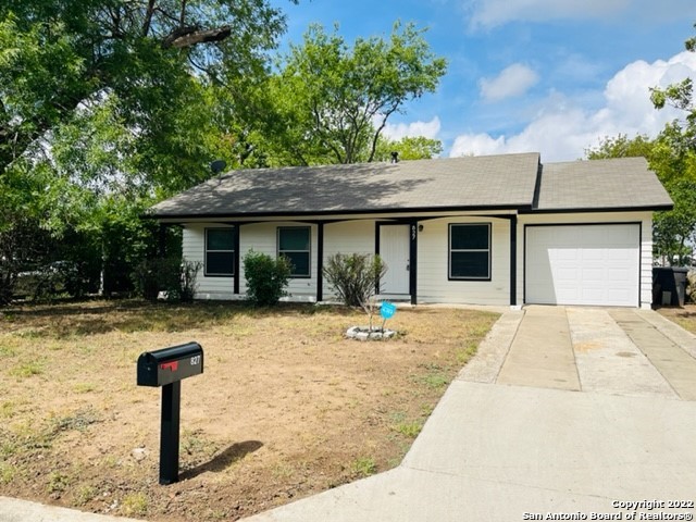 827 Dunwoodie Drive San Antonio TX 78219