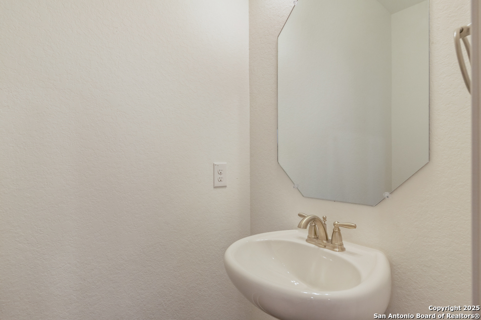 7612 Briarwood Pass San Antonio TX 78252