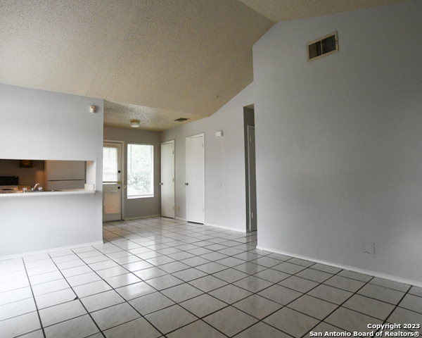 5607 Lochmoor San Antonio TX 78244