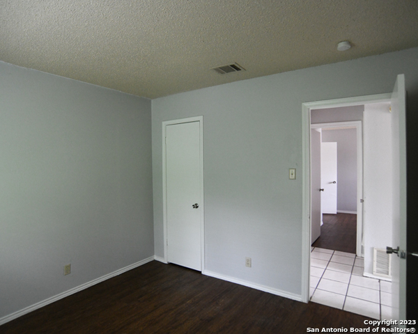 5607 Lochmoor San Antonio TX 78244