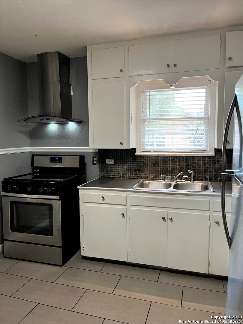 146 Rodena Street San Antonio TX 78201