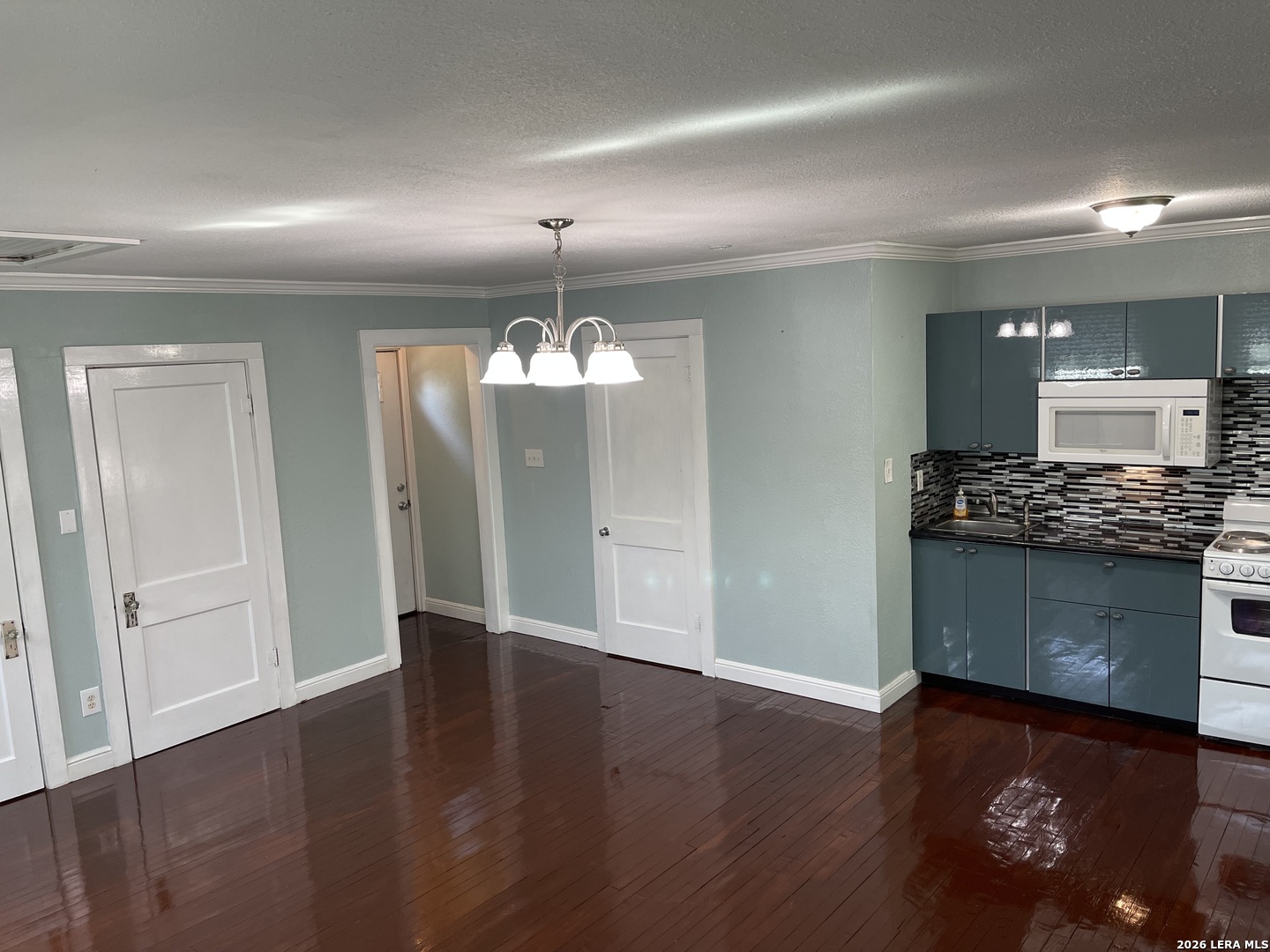 158 N Chestnut Avenue New Braunfels TX 78130