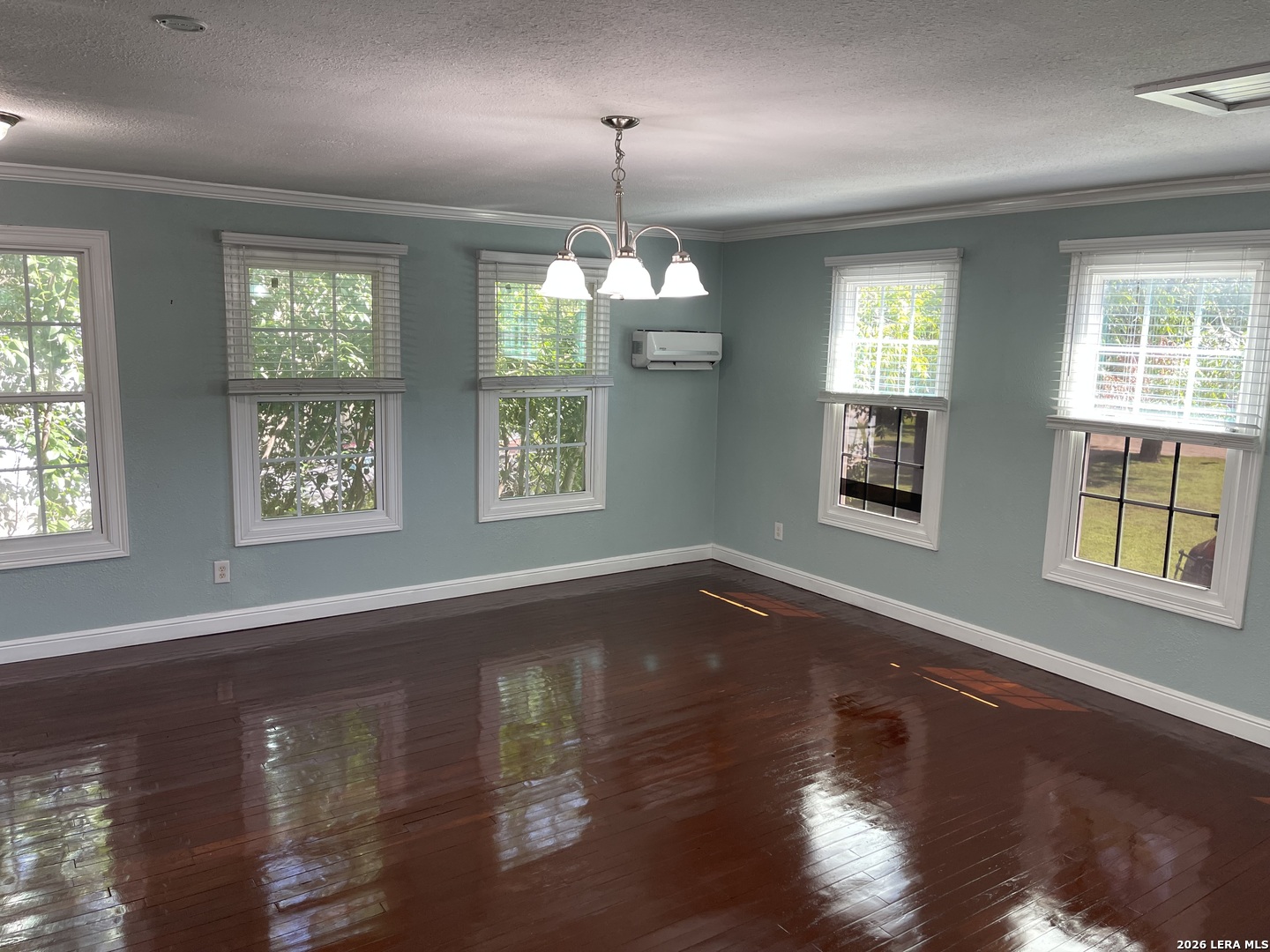 158 N Chestnut Avenue New Braunfels TX 78130