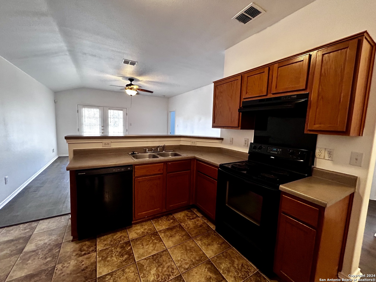7411 Nebula Valley San Antonio TX 78252