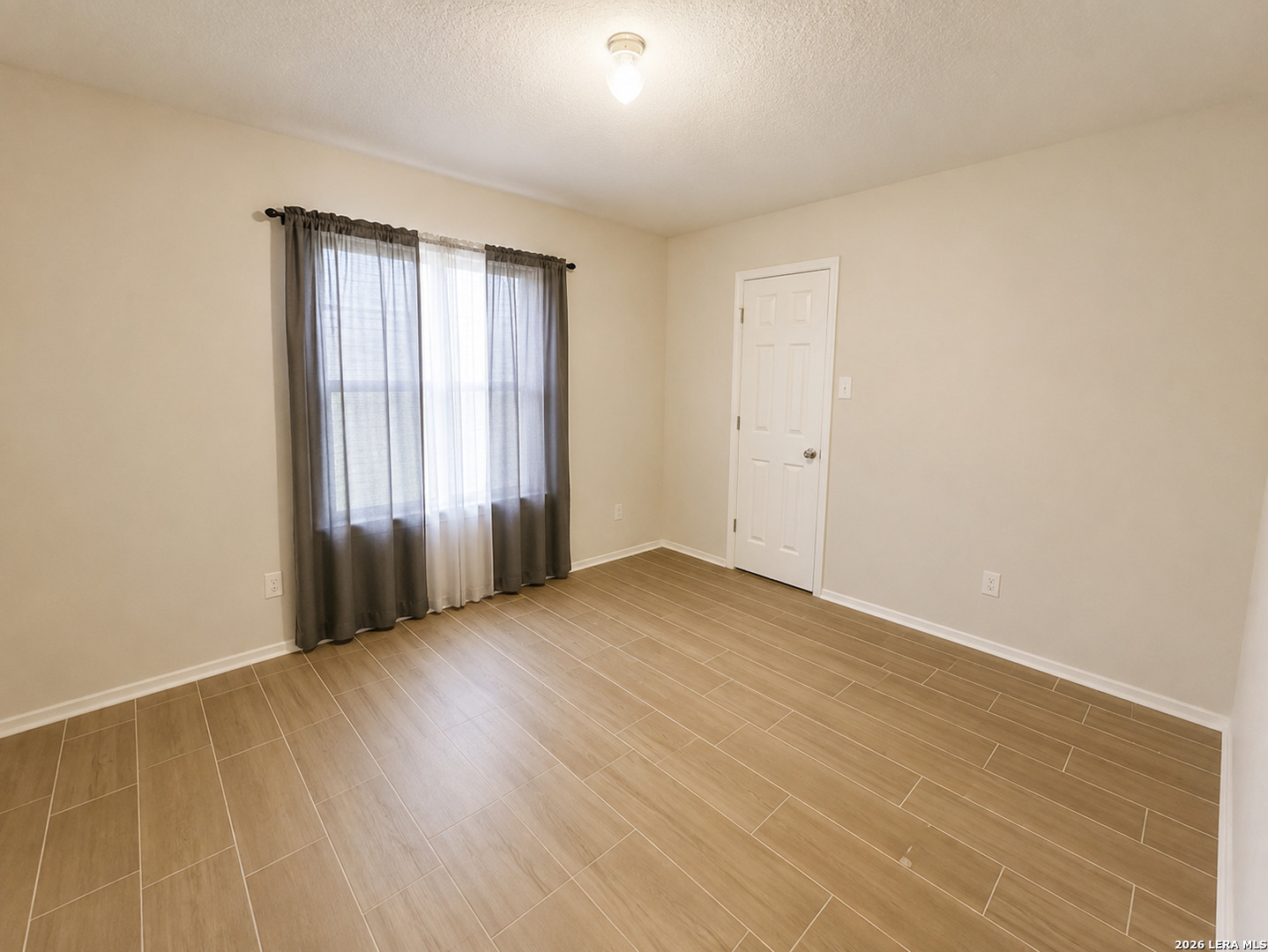 8835 Laguna Rio San Antonio TX 78251