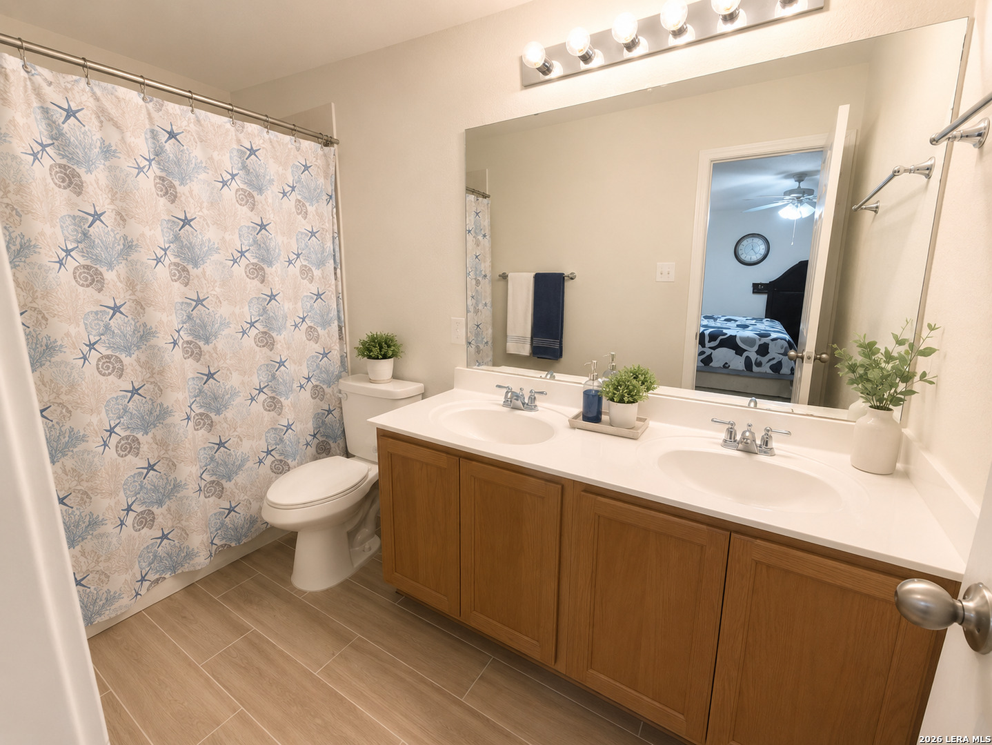 8835 Laguna Rio San Antonio TX 78251