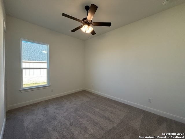 152 W Magnolia Circle La Vernia TX 78121