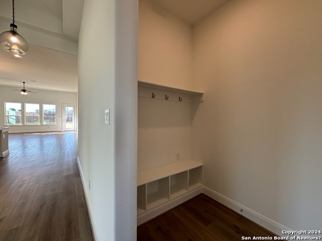 152 W Magnolia Circle La Vernia TX 78121
