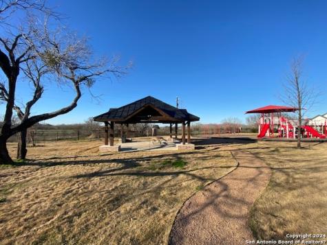 152 W Magnolia Circle La Vernia TX 78121