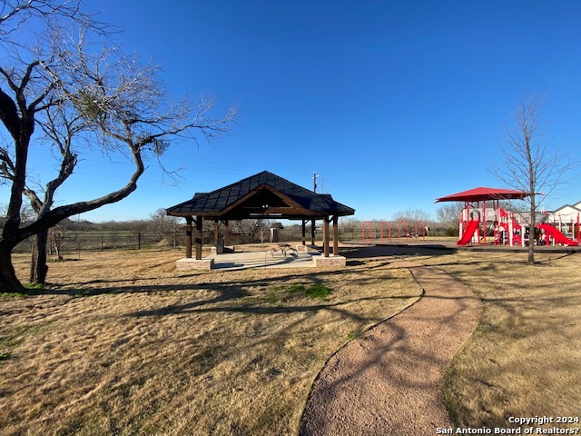 152 W Magnolia Circle La Vernia TX 78121