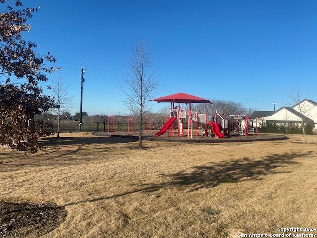 152 W Magnolia Circle La Vernia TX 78121