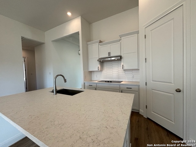152 W Magnolia Circle La Vernia TX 78121