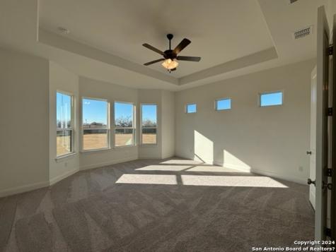 152 W Magnolia Circle La Vernia TX 78121