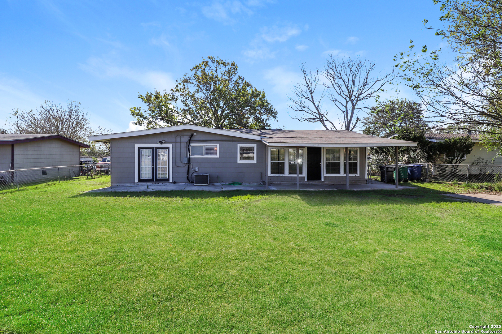6127 Bright Valley Drive San Antonio TX 78242