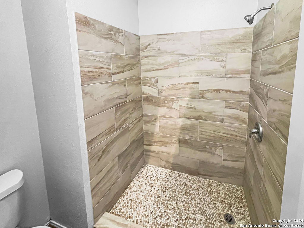 13255 Greenstone San Antonio TX 78249