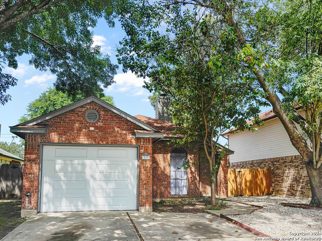 13255 Greenstone San Antonio TX 78249