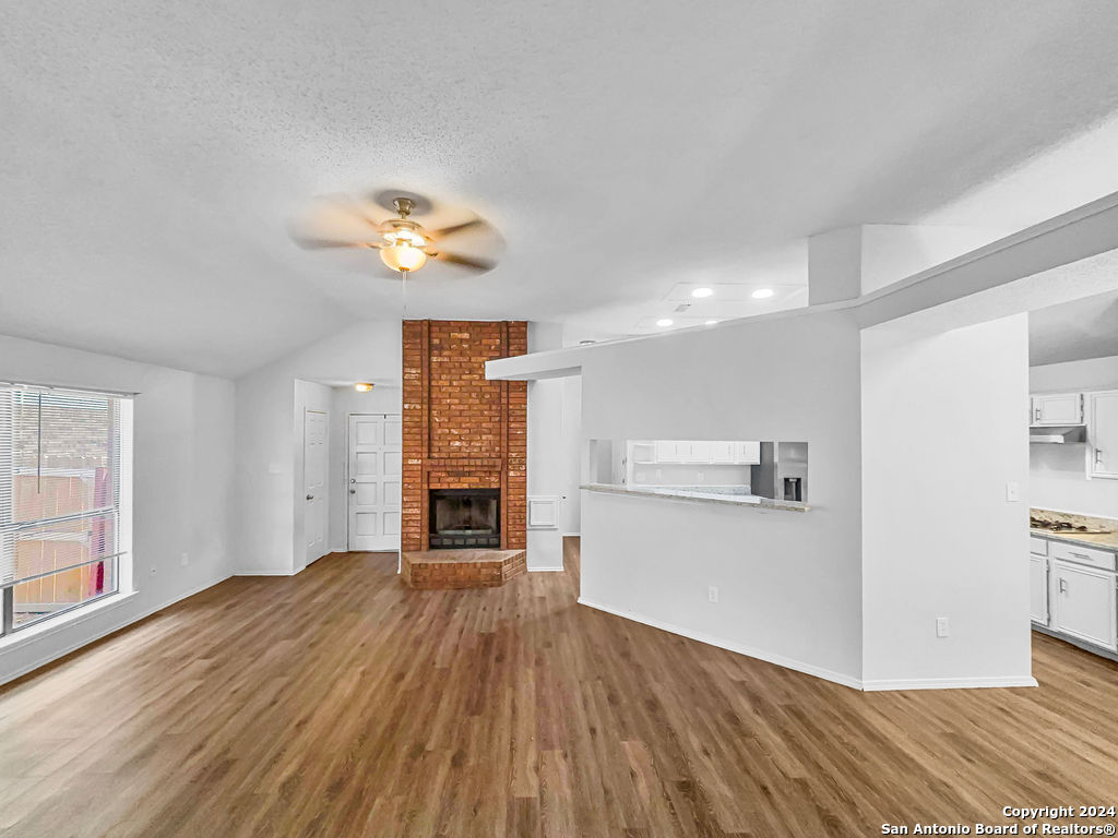 13255 Greenstone San Antonio TX 78249