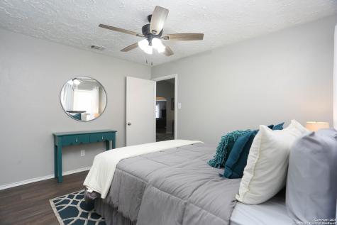 9011 Welles Way San Antonio TX 78240