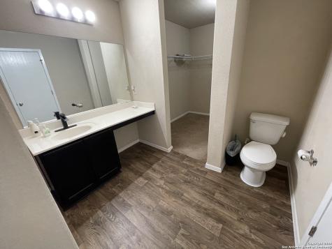 10014 Raspberry Oak San Antonio TX 78223