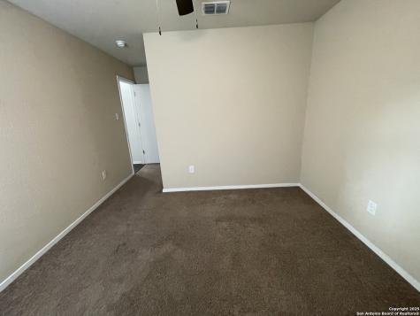 10014 Raspberry Oak San Antonio TX 78223